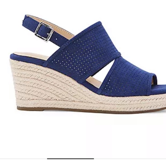 NWT Liz Claiborne Womens Hatcher Wedge Sandals - Picture 2 of 4